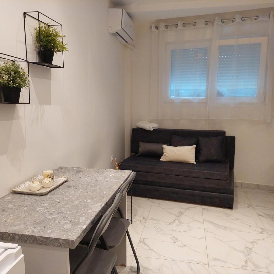 Budget Apartment To The Center 1 Thessaloniki Exterior photo